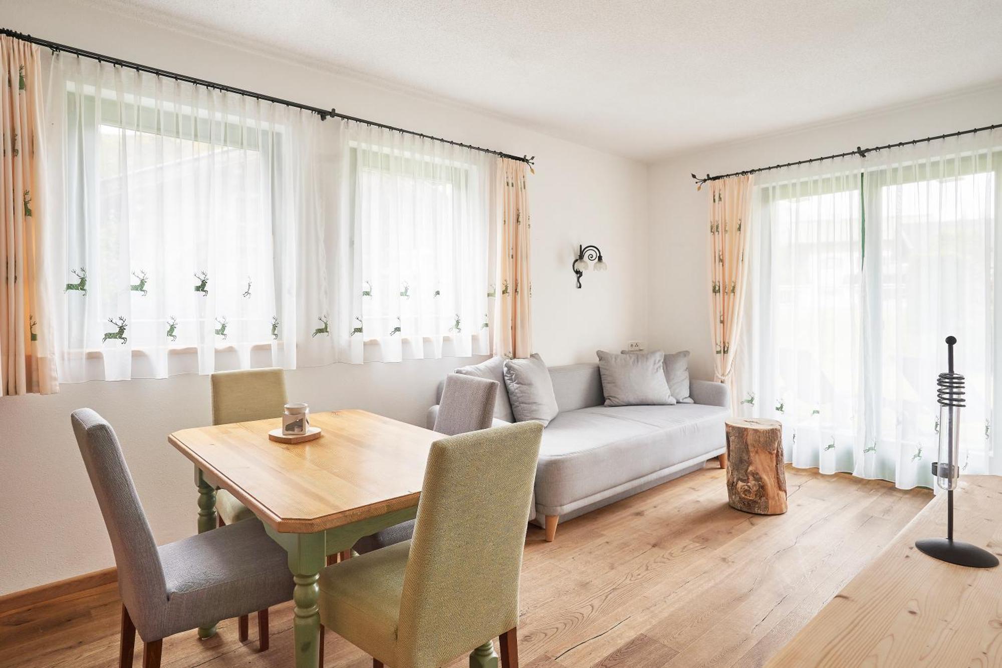 Rosamunde Apartments Leutasch Værelse billede